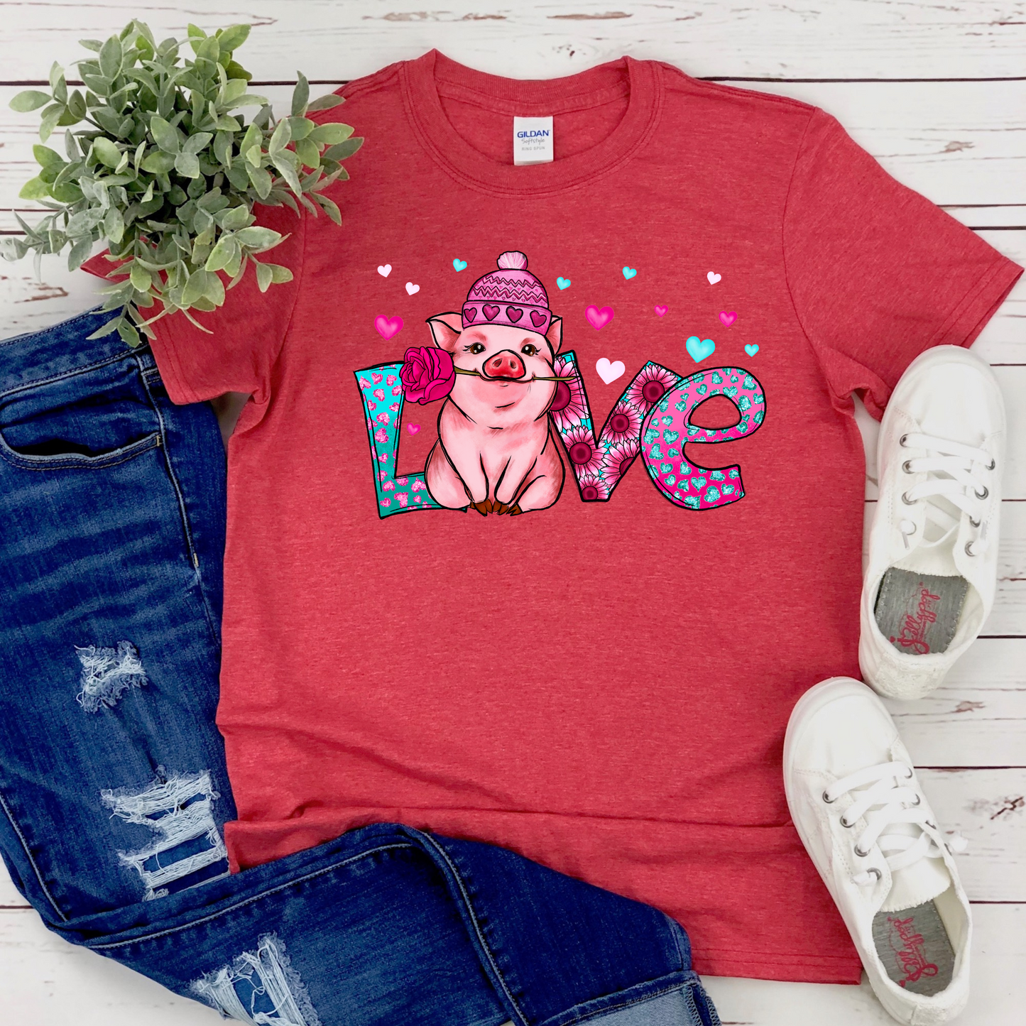 VALENTINE LOVE PIG GRAPHIC T SHIRT
